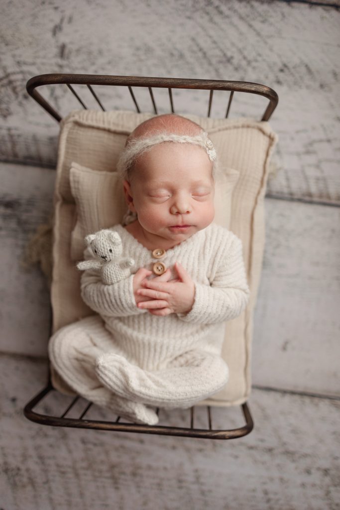 newborn baby girl photoshoot ideas