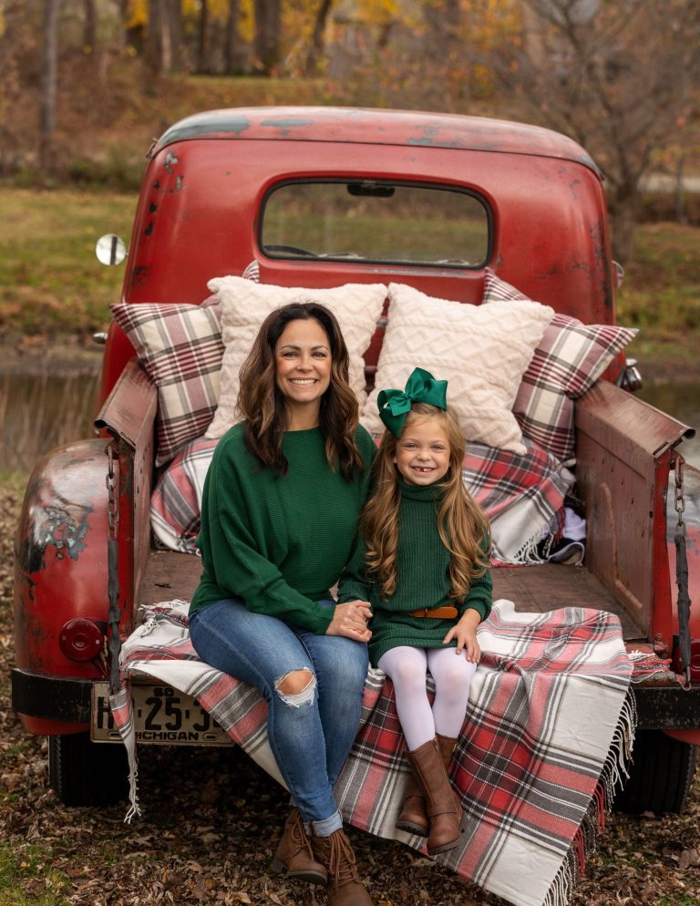 mommy and me session in Howell, Michigan