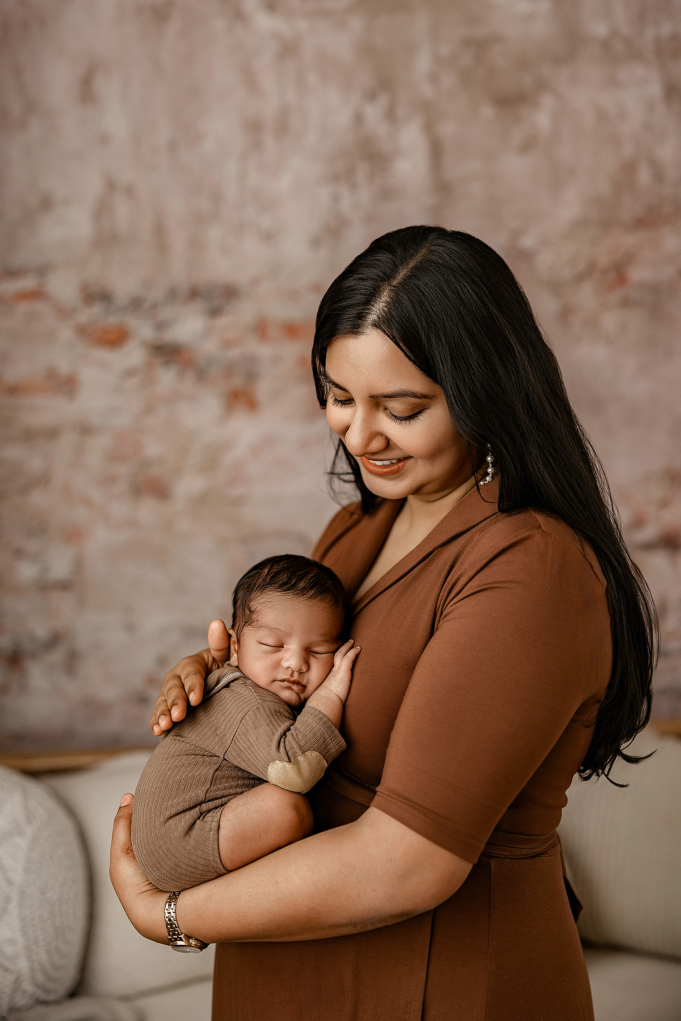 Newborn studio portrait Fowlerville Michigan