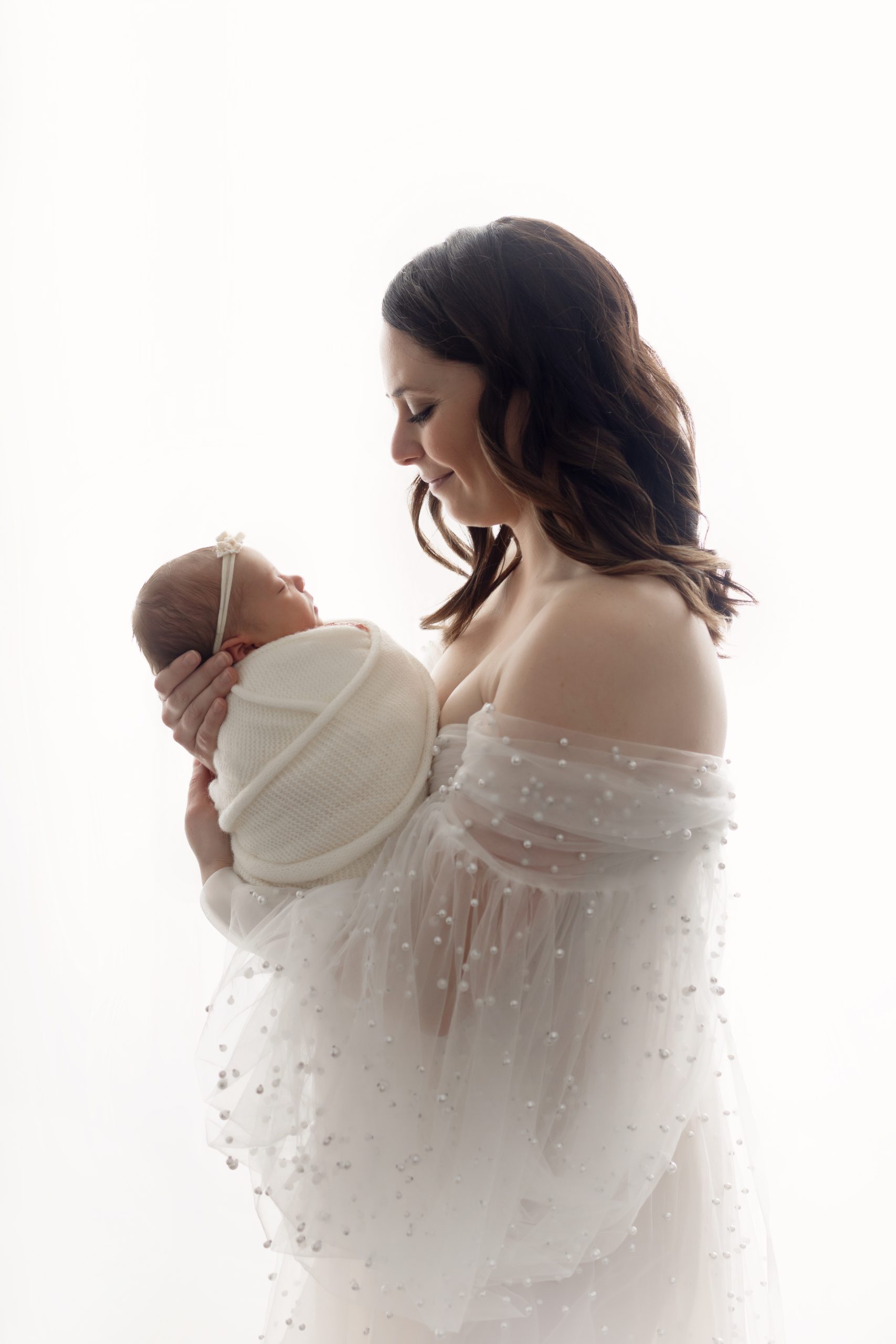 Lansing Michigan area newborn photographer modern newborn studio