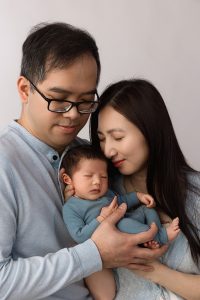 newborn family photos in howell mi